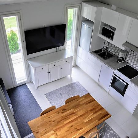 Cozy 4 Person Guesthouse On Quiet Residential Area Όουλου Εξωτερικό φωτογραφία
