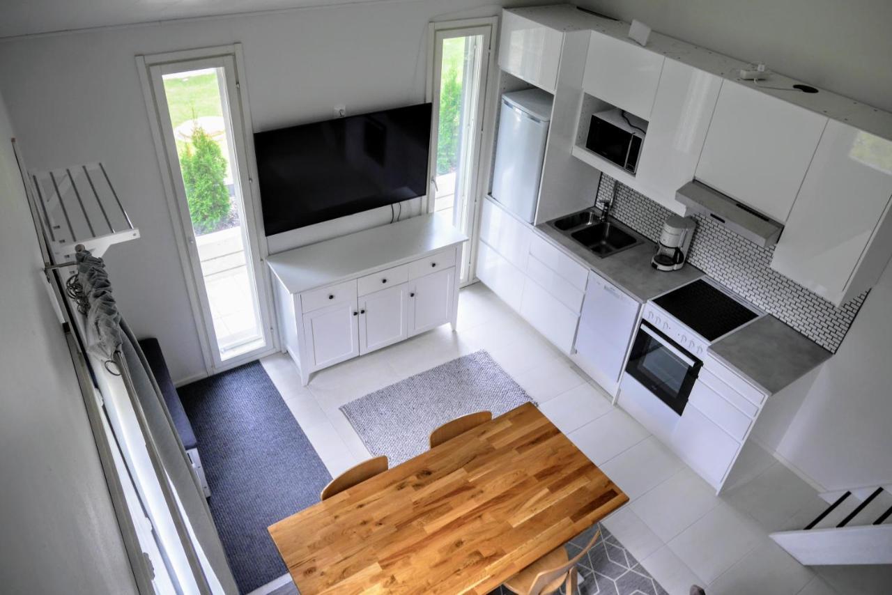 Cozy 4 Person Guesthouse On Quiet Residential Area Όουλου Εξωτερικό φωτογραφία